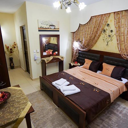Готель Relax Pozar Като-Лутракі Екстер'єр фото